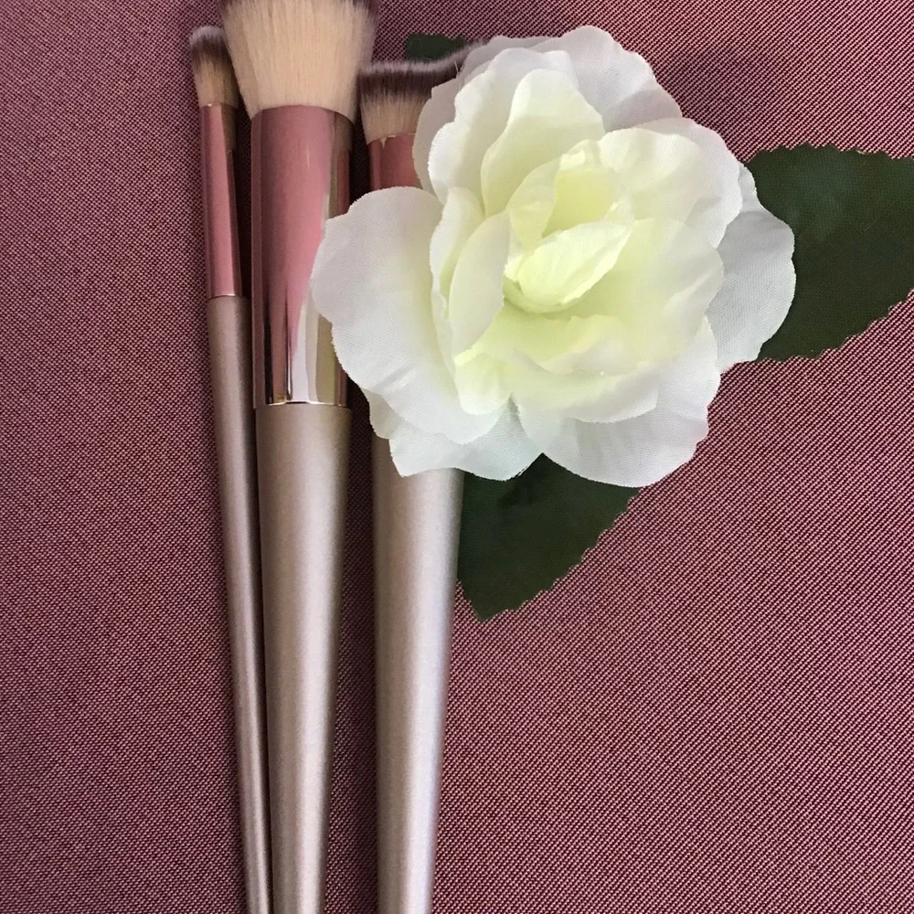 Long Lasting Mineral Loose Face Powder Makeup Brush 4Pcs